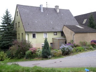 Rückseite Haus Nr. 16-17 2005